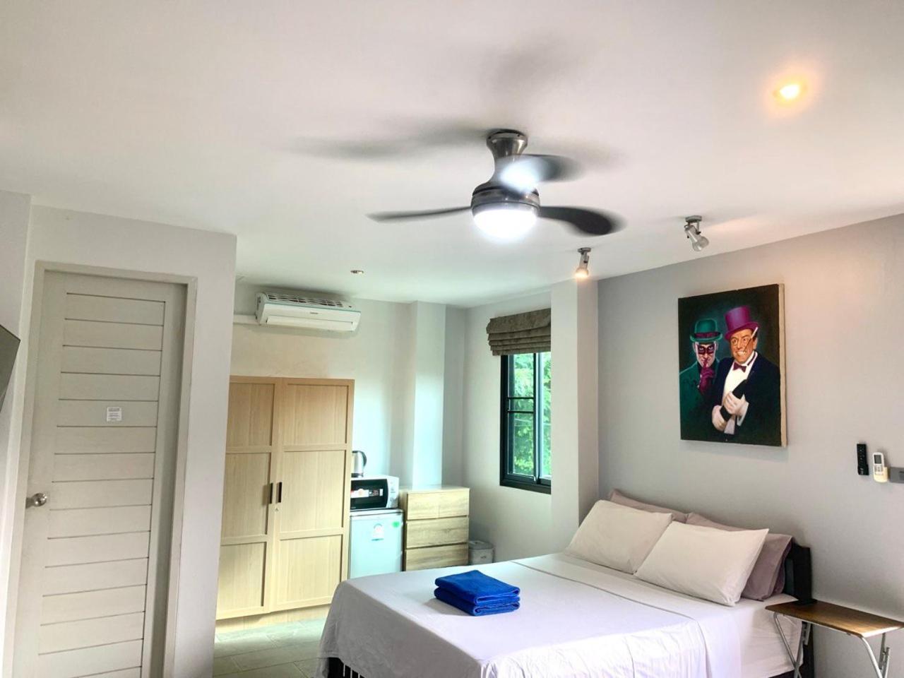 Penthouse Crystal Bay Apartments Ban Lamai Exterior photo